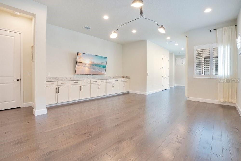 8394 VIA VITTORIA WAY, Orlando, FL 32819