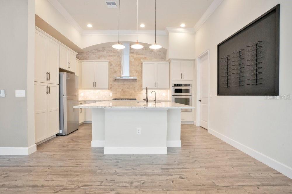 8394 VIA VITTORIA WAY, Orlando, FL 32819