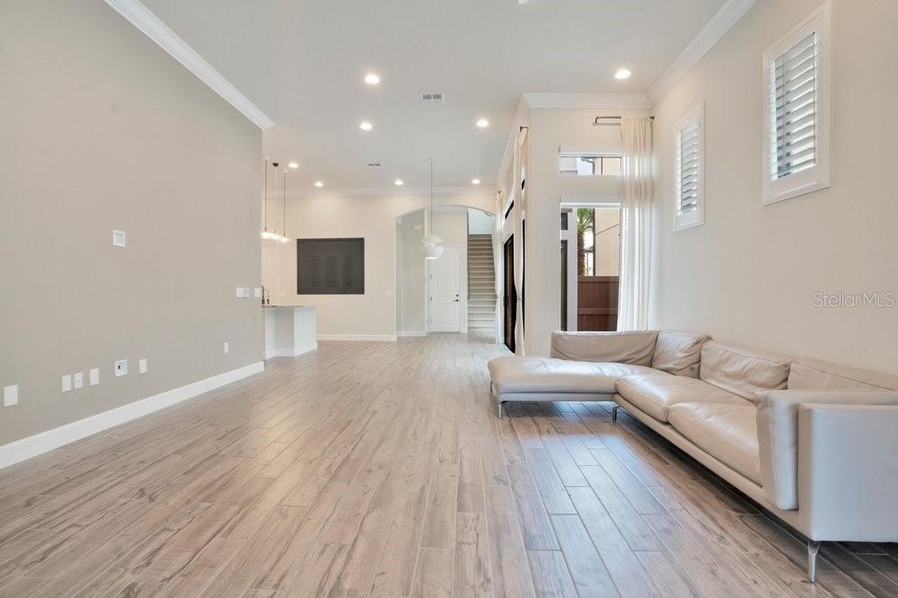 8394 VIA VITTORIA WAY, Orlando, FL 32819
