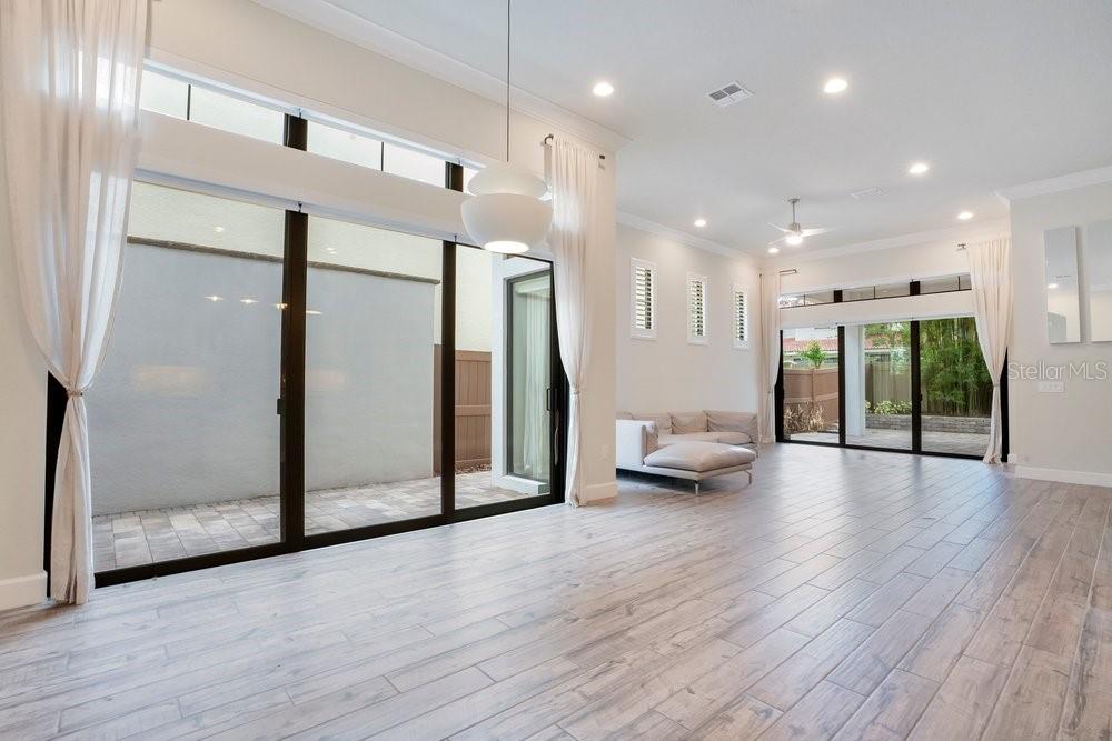 8394 VIA VITTORIA WAY, Orlando, FL 32819
