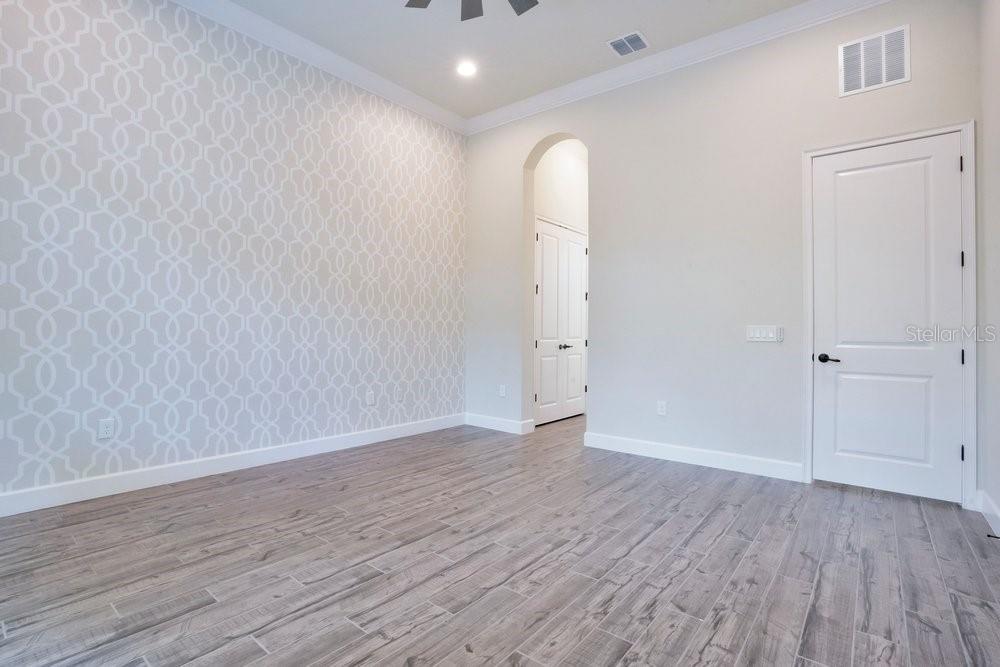 8394 VIA VITTORIA WAY, Orlando, FL 32819
