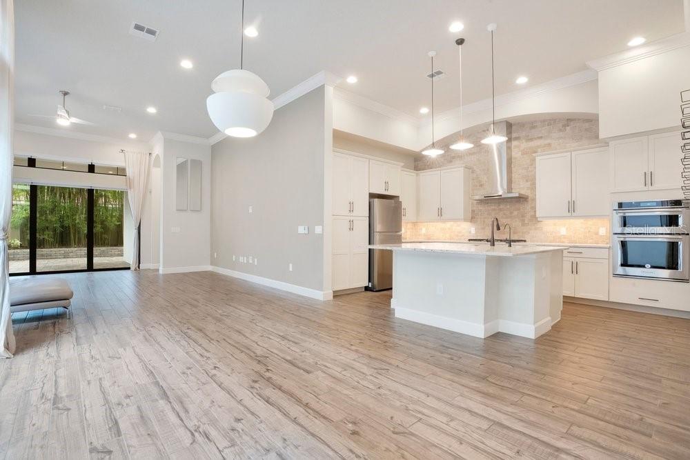 8394 VIA VITTORIA WAY, Orlando, FL 32819