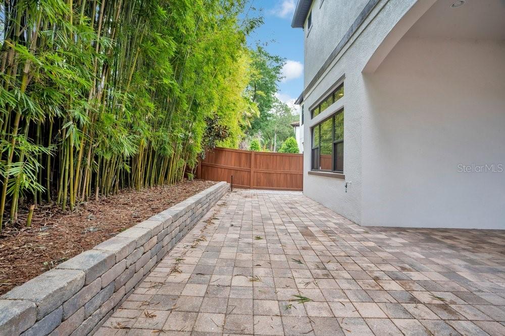 8394 VIA VITTORIA WAY, Orlando, FL 32819