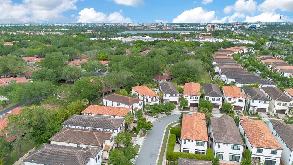 8394 VIA VITTORIA WAY, Orlando, FL 32819