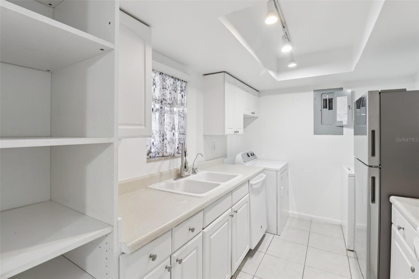4369 AQUA VISTA DRIVE, #16-C, Orlando, FL 32839 4369 AQUA VISTA DRIVE, #16-C, Orlando, FL 32839