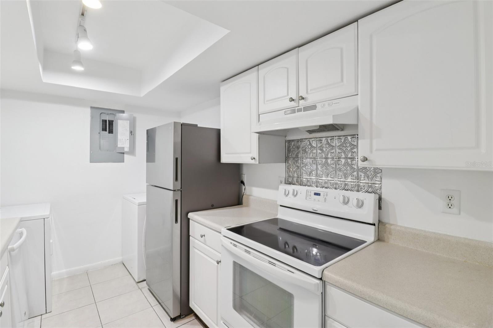 4369 AQUA VISTA DRIVE, #16-C, Orlando, FL 32839 4369 AQUA VISTA DRIVE, #16-C, Orlando, FL 32839