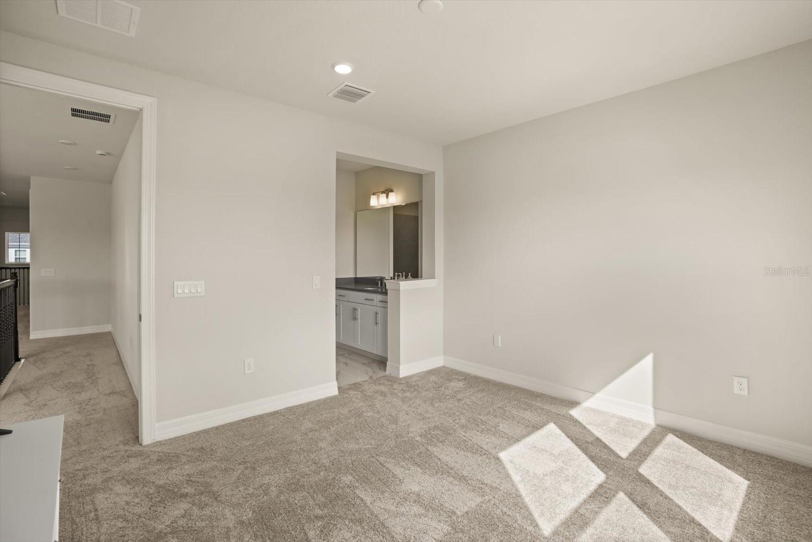8352 PARK CLIFF WAY, Orlando, FL 32836