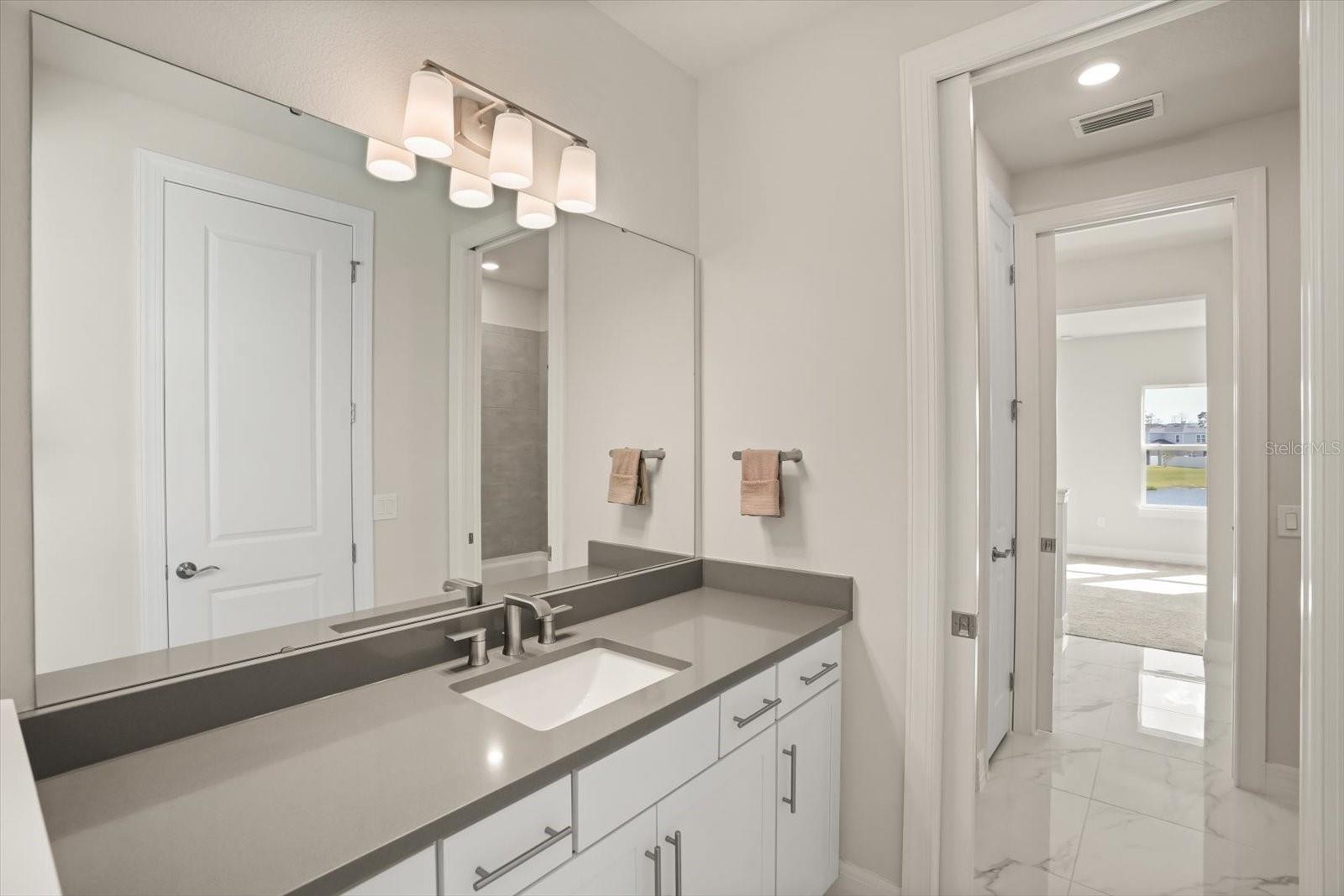 8352 PARK CLIFF WAY, Orlando, FL 32836