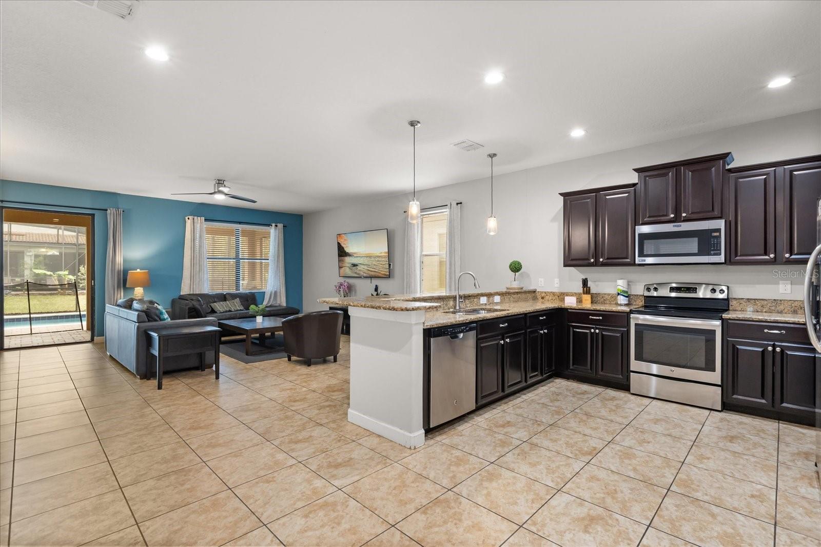 1454 MYRTLEWOOD STREET, Davenport, FL 33896