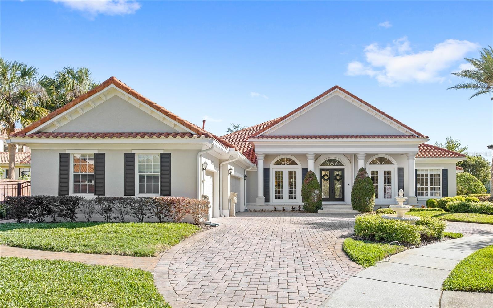 Amazing curb appeal! New exterior paint. Amazing curb appeal! New exterior paint.