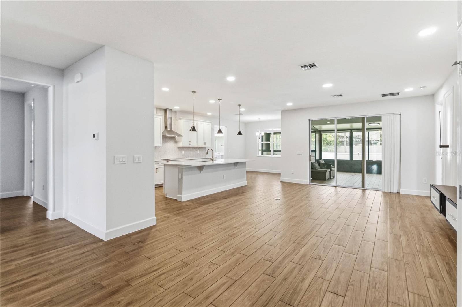 2510 CEDAR SHAKE COURT, Oviedo, FL 32765 2510 CEDAR SHAKE COURT, Oviedo, FL 32765