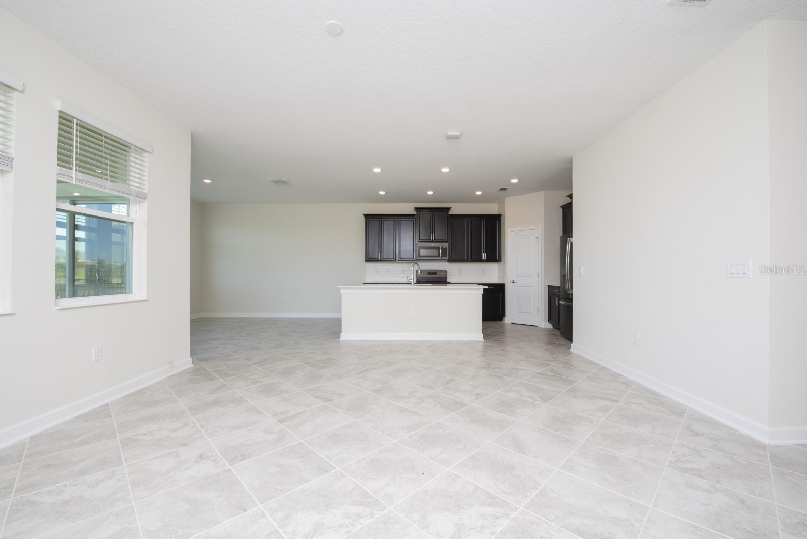 1037 BLACKWOLF RUN ROAD, Davenport, FL 33896
