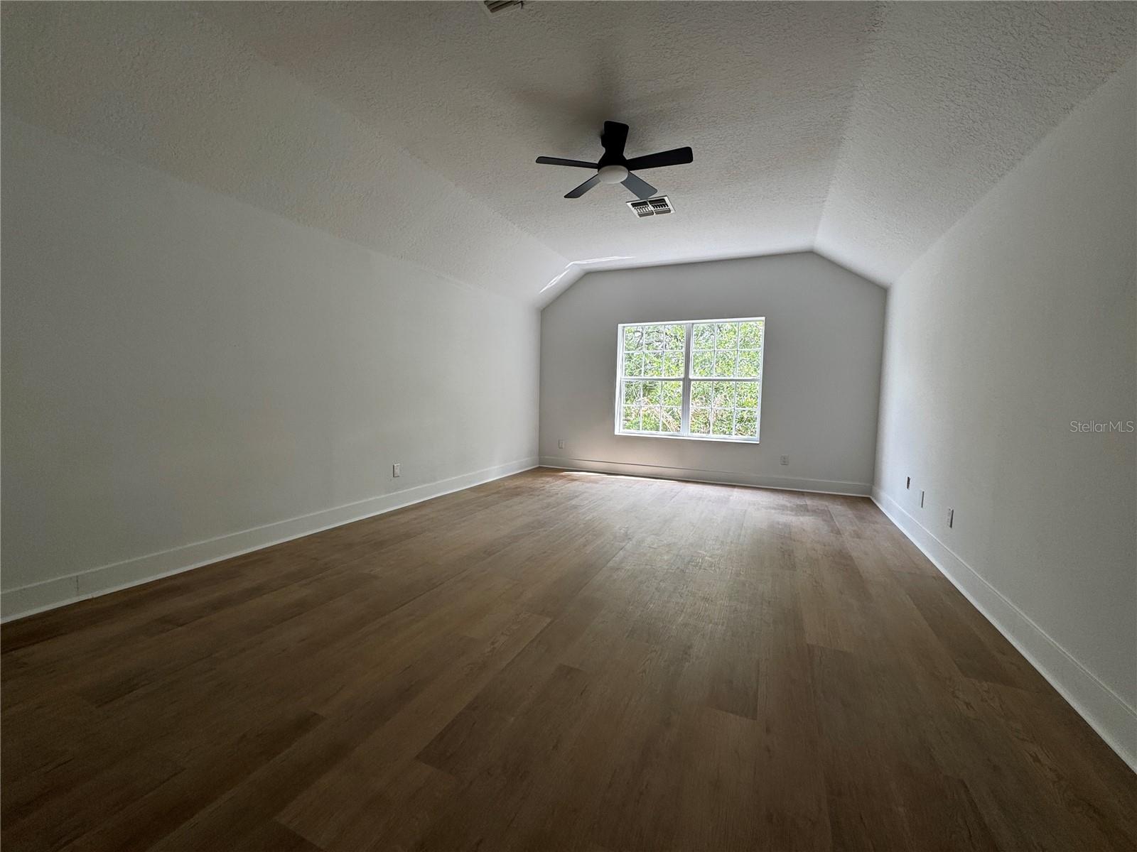219 LARGOVISTA DRIVE, Oakland, FL 34787
