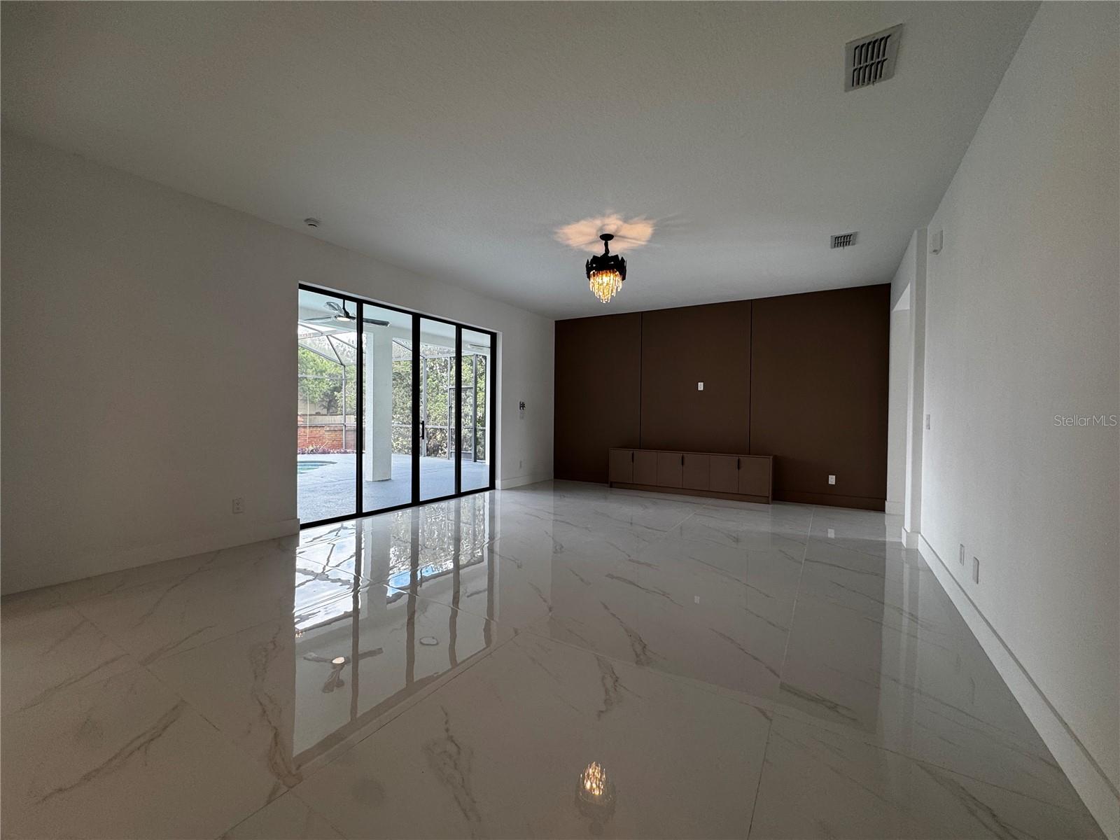 219 LARGOVISTA DRIVE, Oakland, FL 34787
