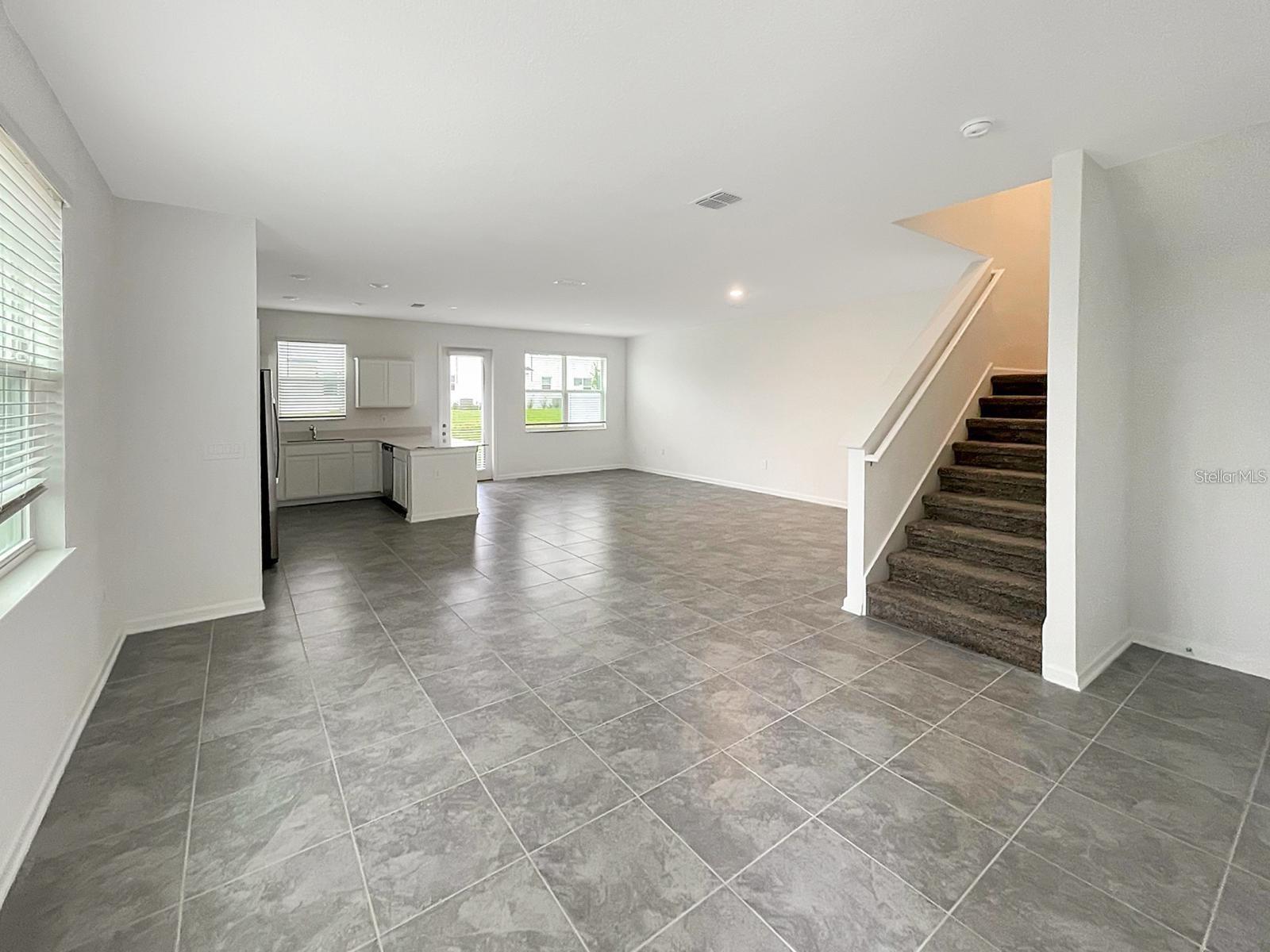 218 NINE IRON DRIVE, Davenport, FL 33896