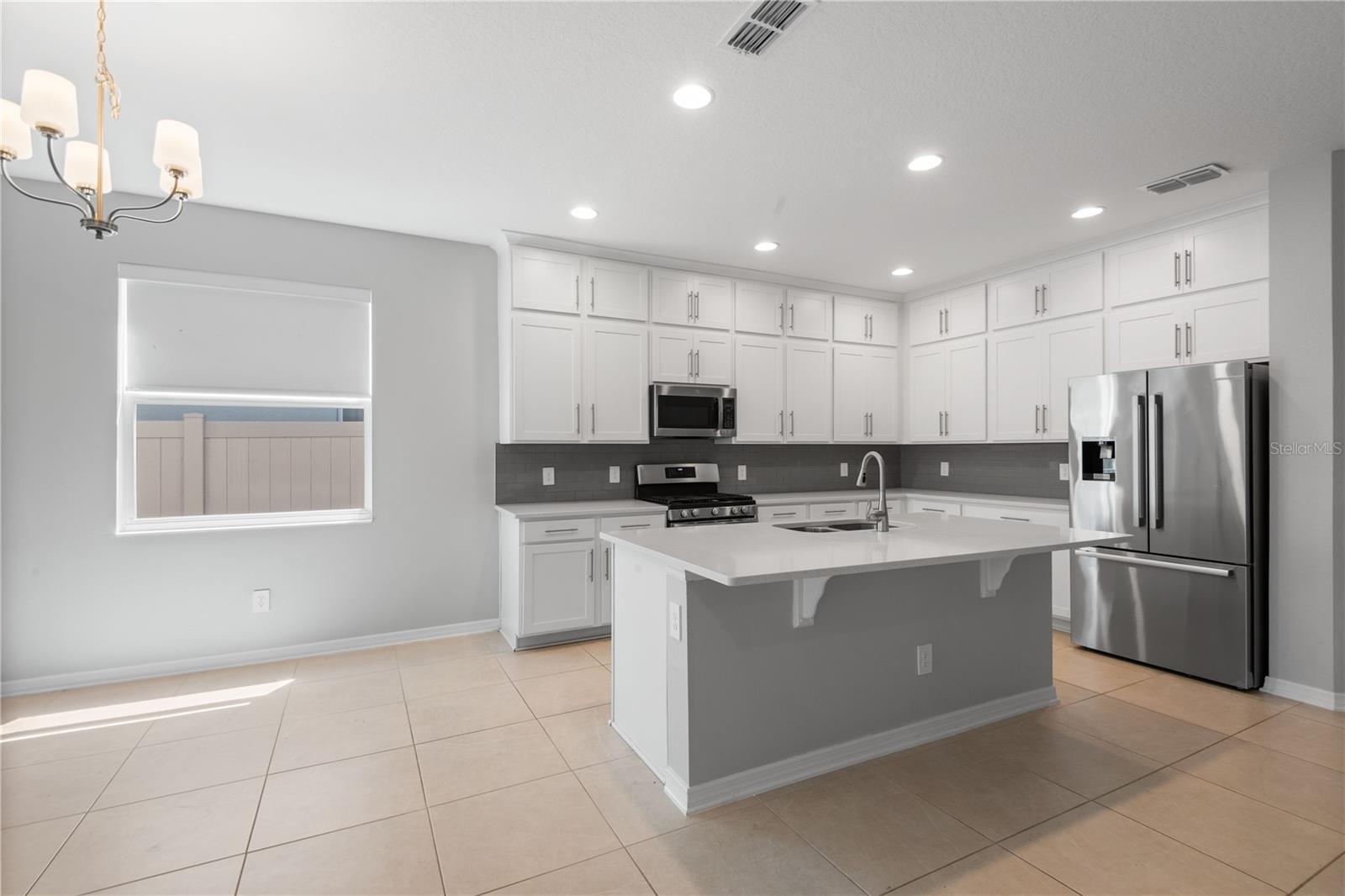 2017 BOSS HEWETT STREET, Oakland, FL 34787