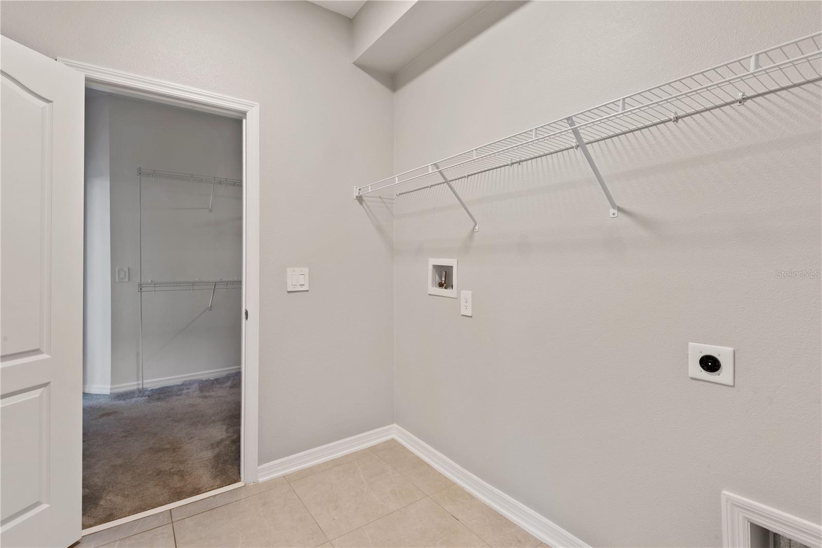 2017 BOSS HEWETT STREET, Oakland, FL 34787
