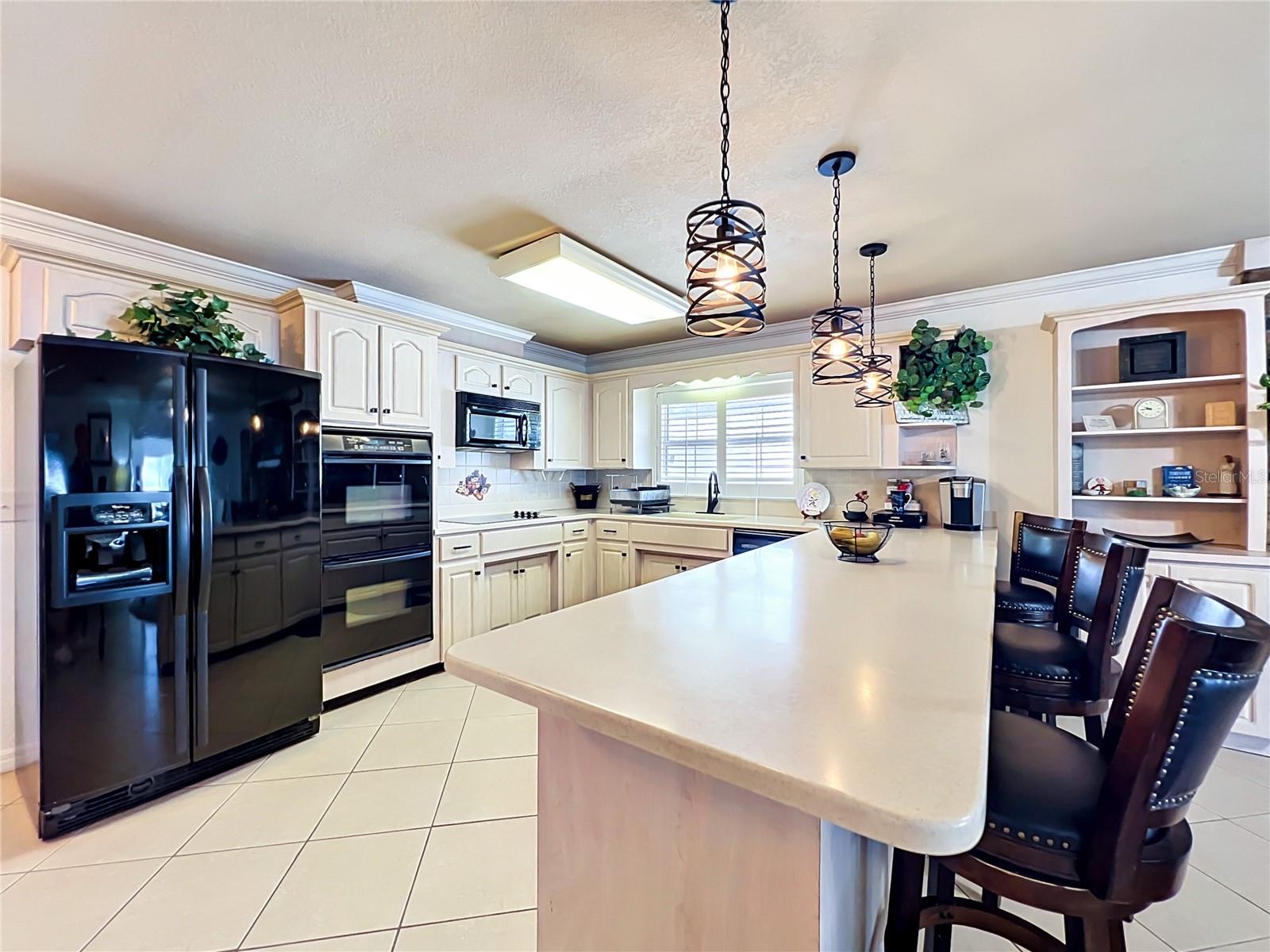 2404 LAUDERDALE COURT, Orlando, FL 32805