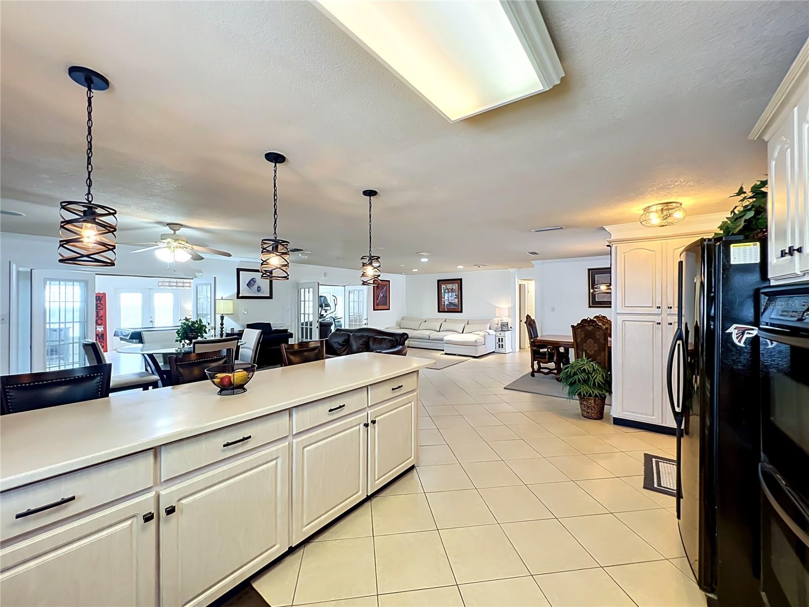2404 LAUDERDALE COURT, Orlando, FL 32805