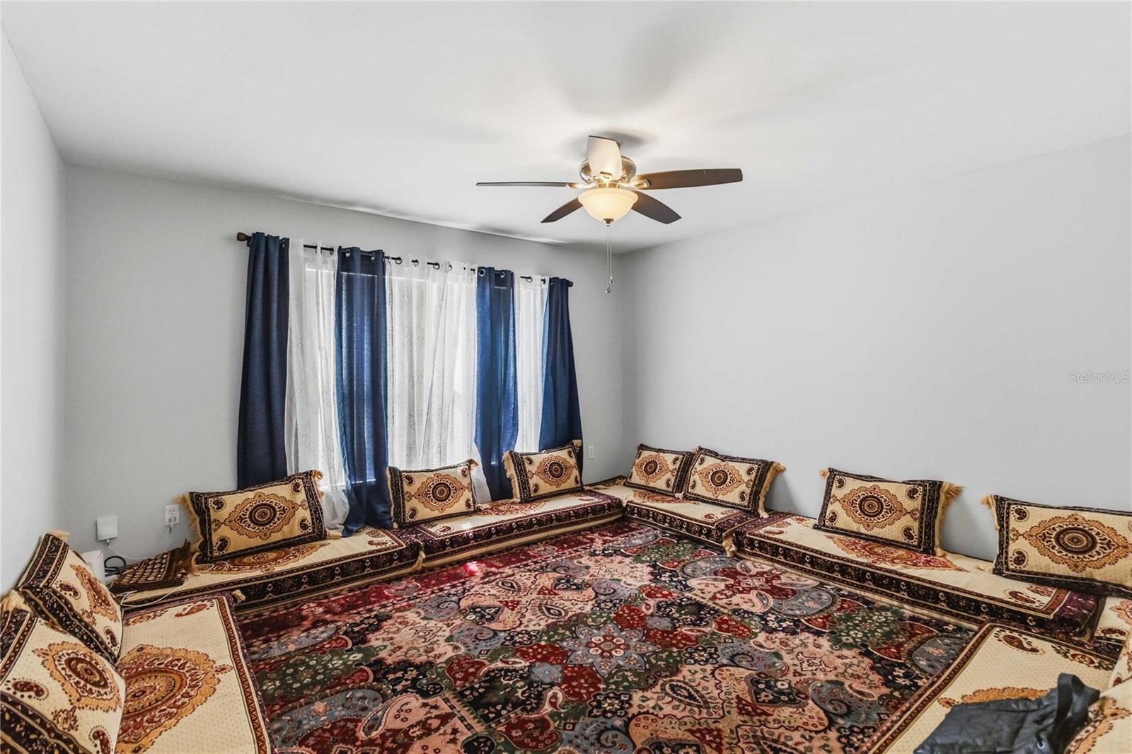 122 CARMEL BAY DRIVE, Sanford, FL 32771