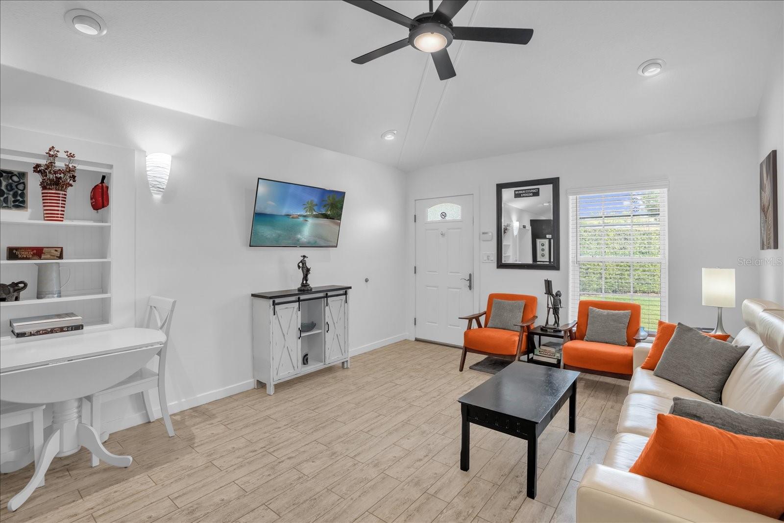 726/720 N PENNSYLVANIA AVENUE, Winter Park, FL 32789 726/720 N PENNSYLVANIA AVENUE, Winter Park, FL 32789