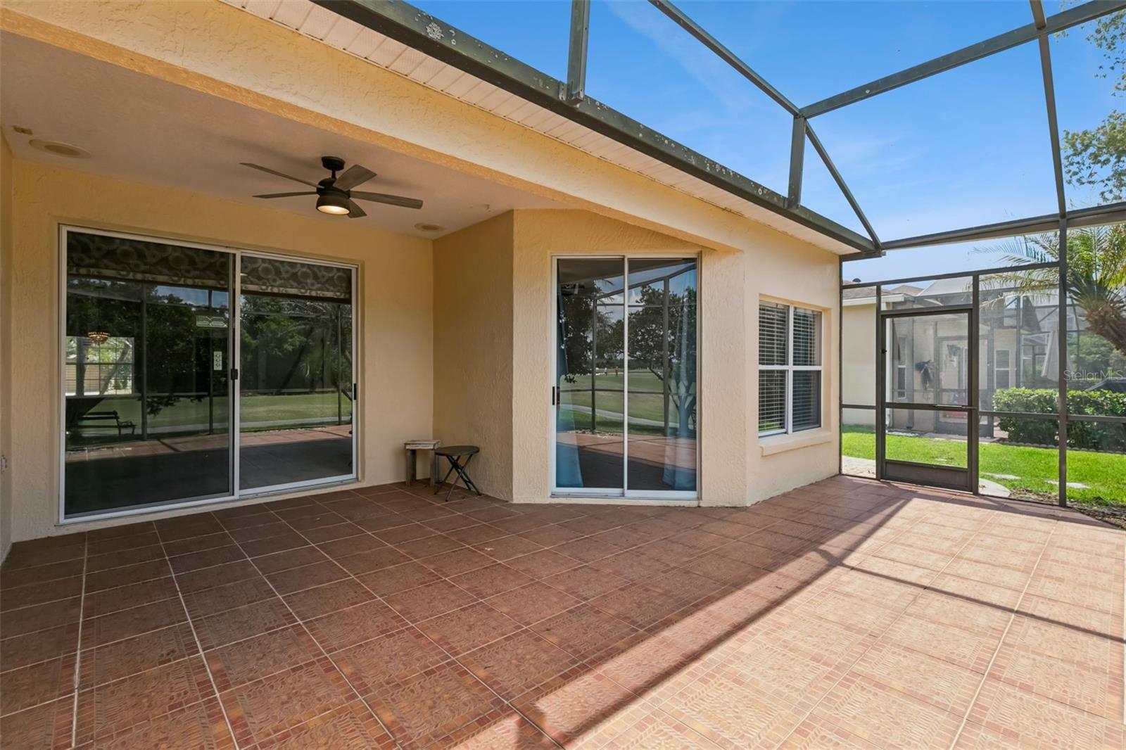 Large screened patio, accessible from 3 interior areas.