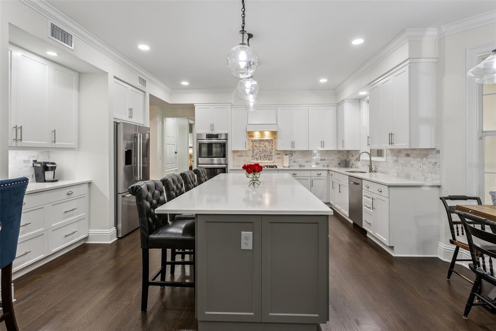 450 LAKEWOOD DRIVE, Winter Park, FL 32789 450 LAKEWOOD DRIVE, Winter Park, FL 32789