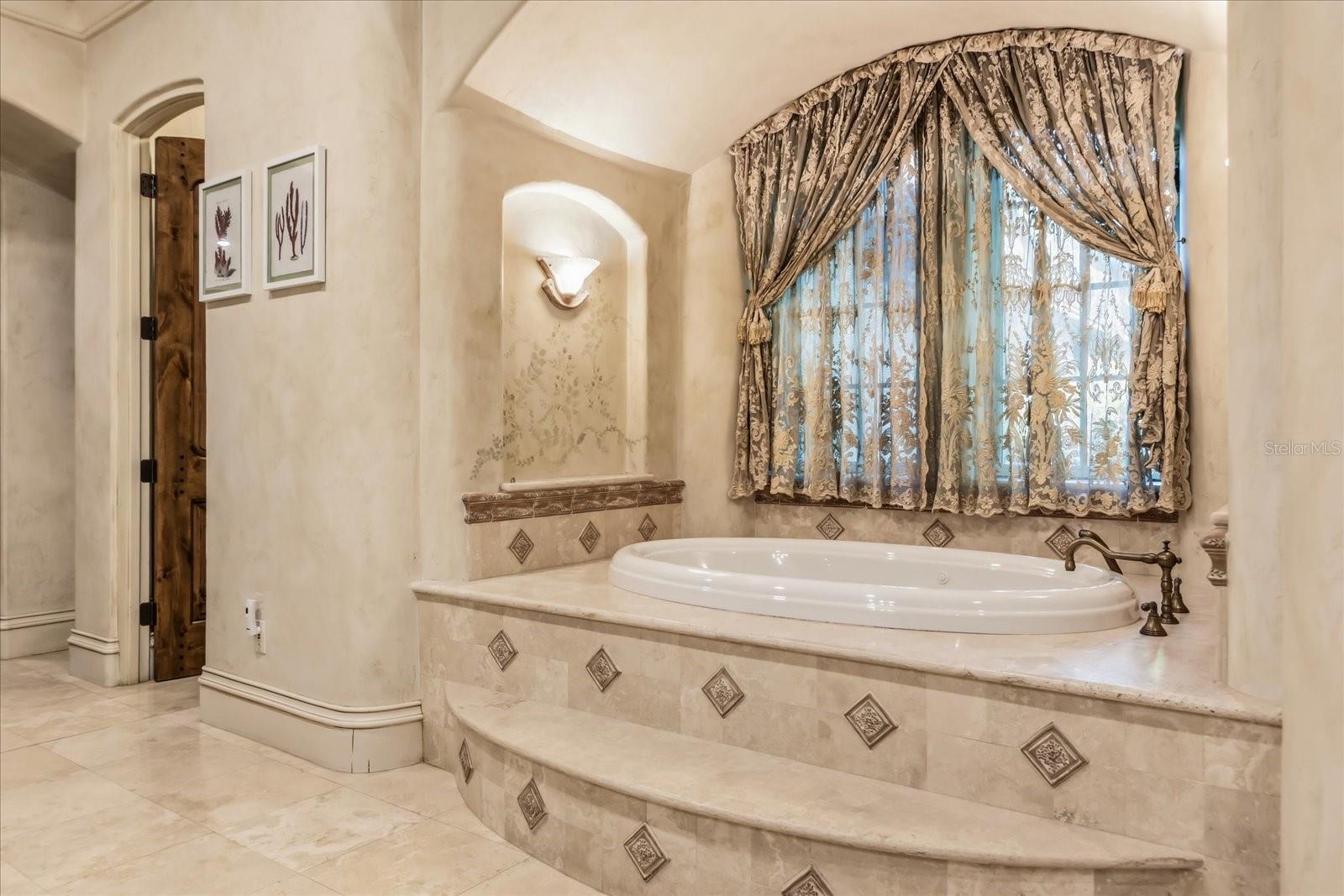 2878 MARKHAM WOODS ROAD, Longwood, FL 32779