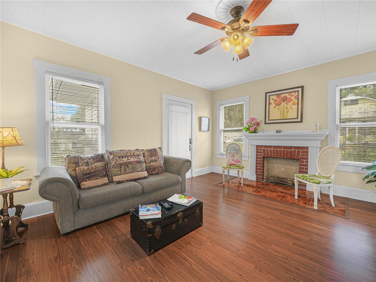 Living Room Cottage
