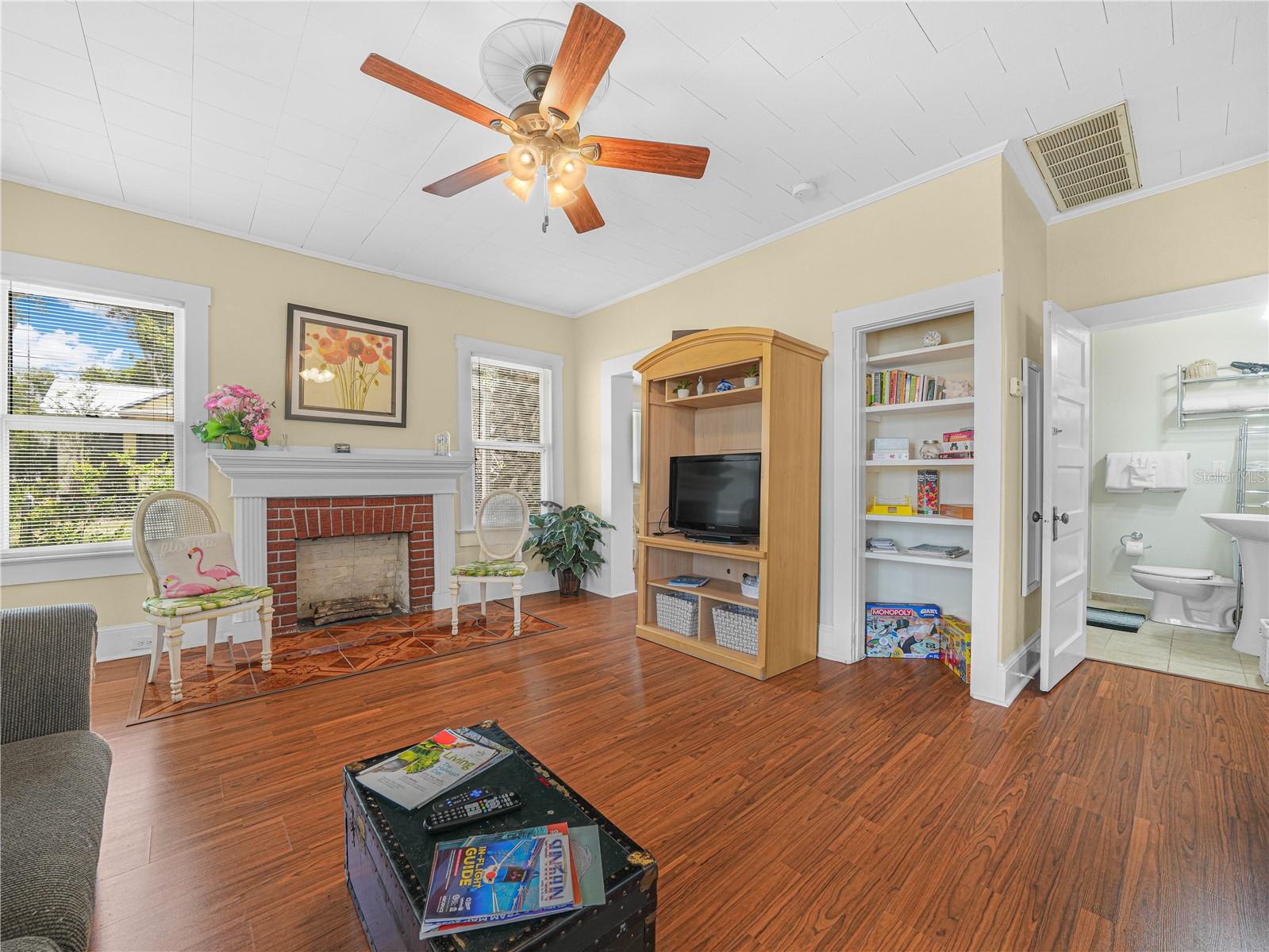 Cottage Living Room