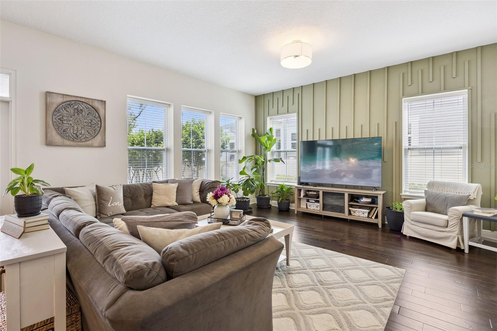 907 EASLEY AVENUE, Winter Garden, FL 34787