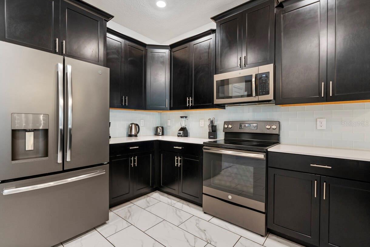 671 STICKS STREET, Davenport, FL 33896