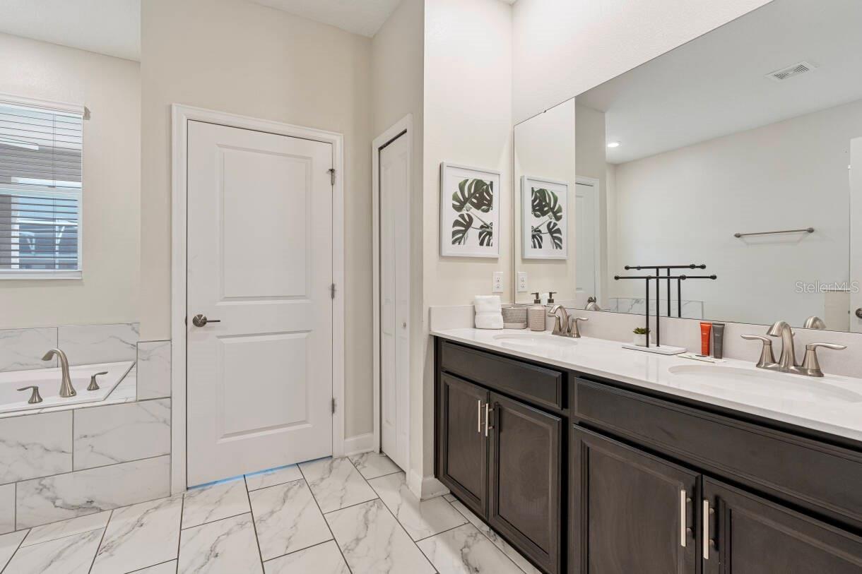 671 STICKS STREET, Davenport, FL 33896
