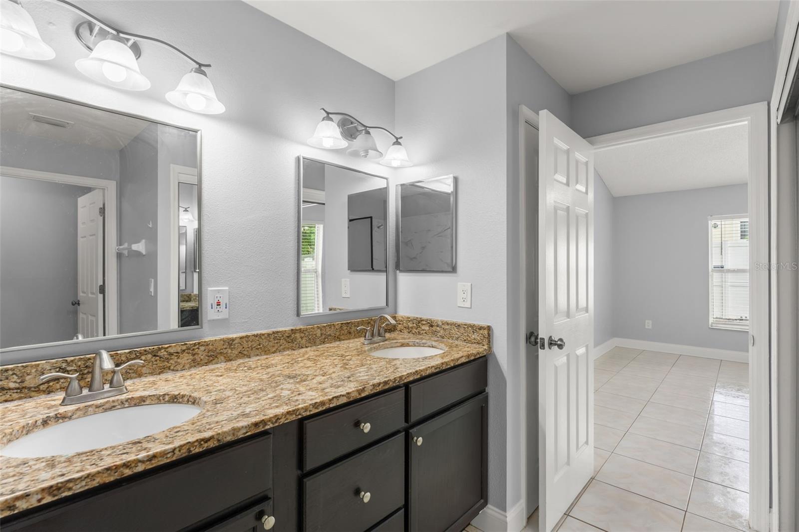 632 HERONS NEST COURT, Orlando, FL 32825