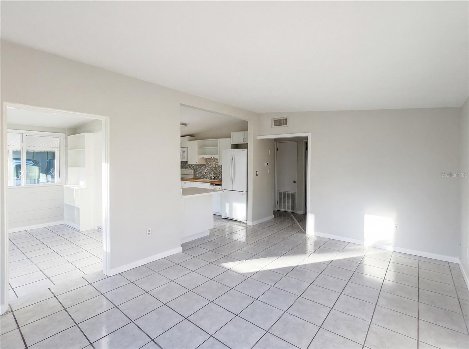 911 NEW YORK STREET, Edgewater, FL 32132
