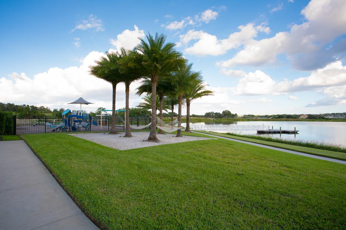 8801 FOUNTAIN PALM ALLEY, Winter Garden, FL 34787