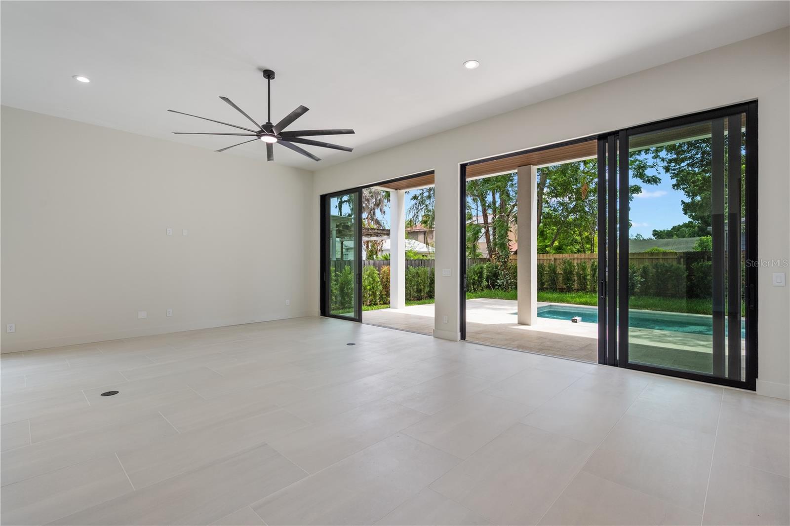 737 N SUMMERLIN AVENUE, Orlando, FL 32803