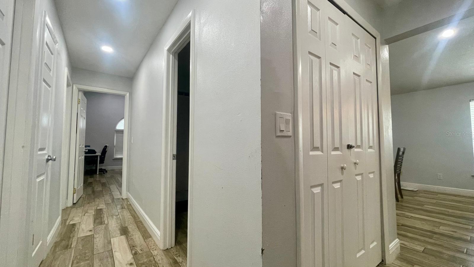 1044 NIN STREET, Orlando, FL 32835