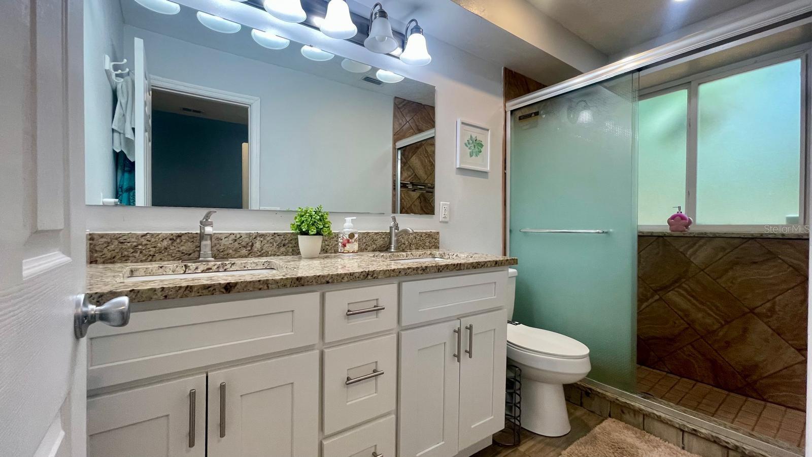 1044 NIN STREET, Orlando, FL 32835