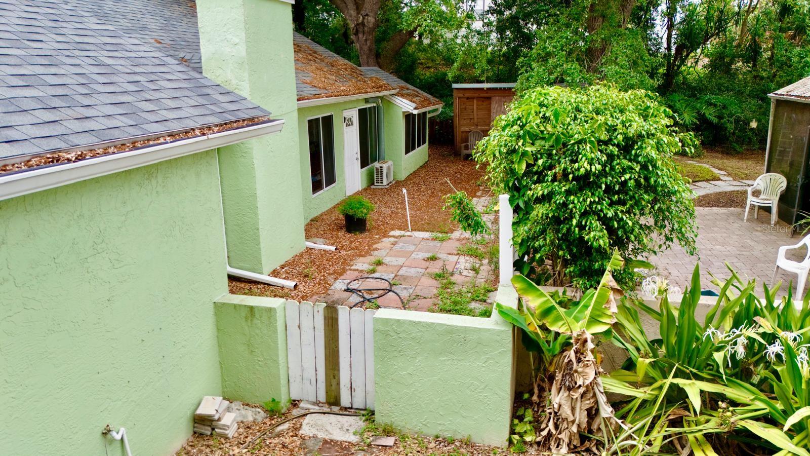 1044 NIN STREET, Orlando, FL 32835