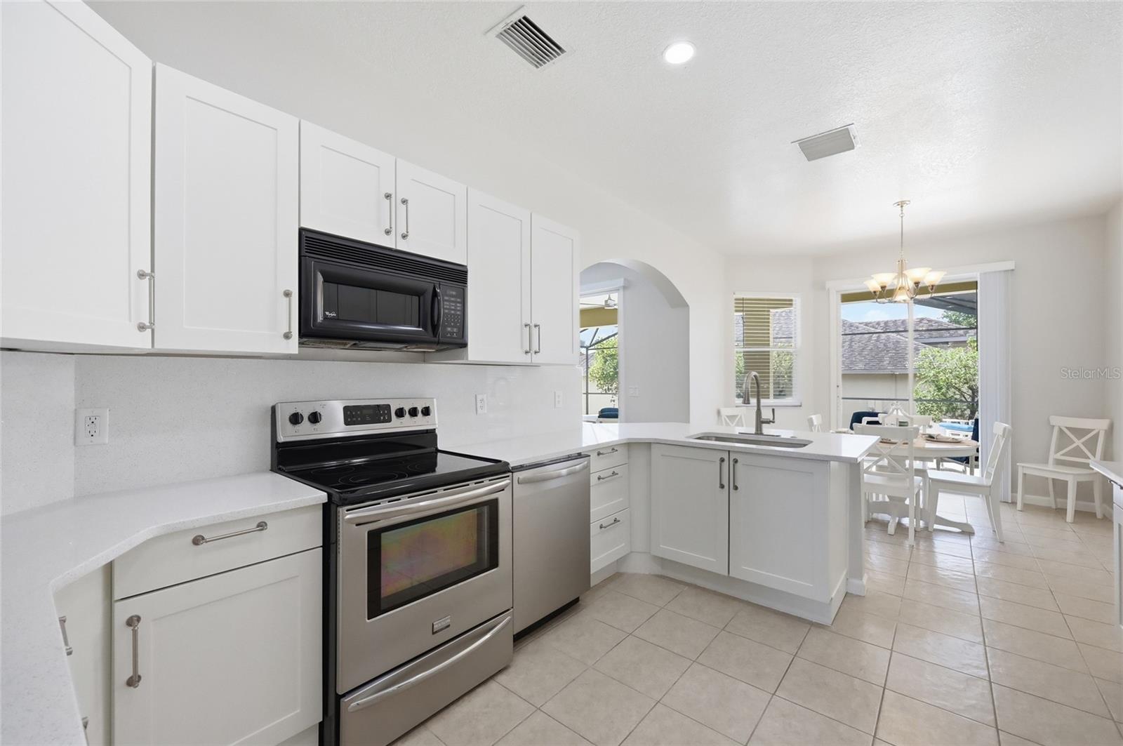 353 PLUMOSO LOOP, Davenport, FL 33897