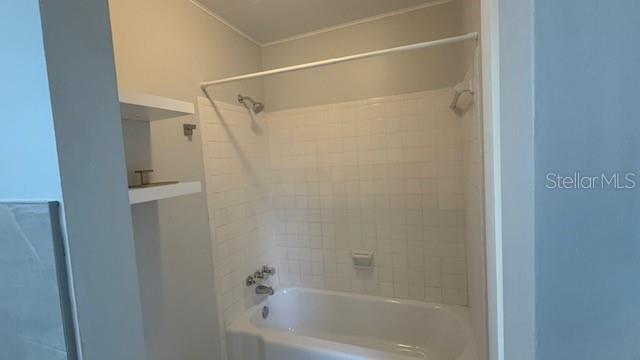 Main Bath Tub