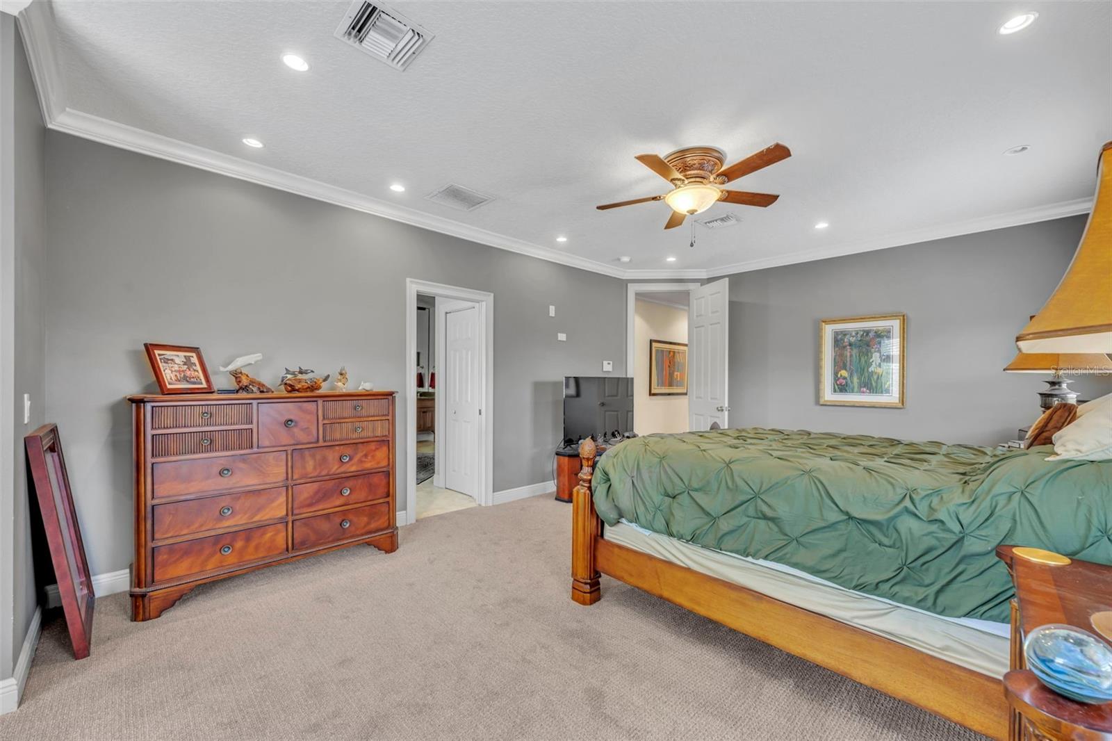 1031 GUERNSEY STREET, Orlando, FL 32804