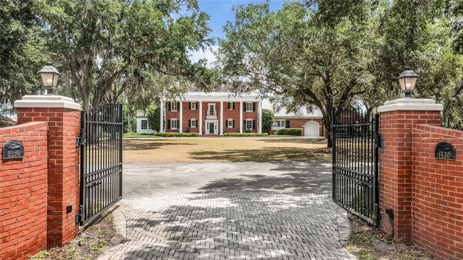 Over 2.5 acre Lake Conway estate with 258 feet of shoreline Over 2.5 acre Lake Conway estate with 258 feet of shoreline