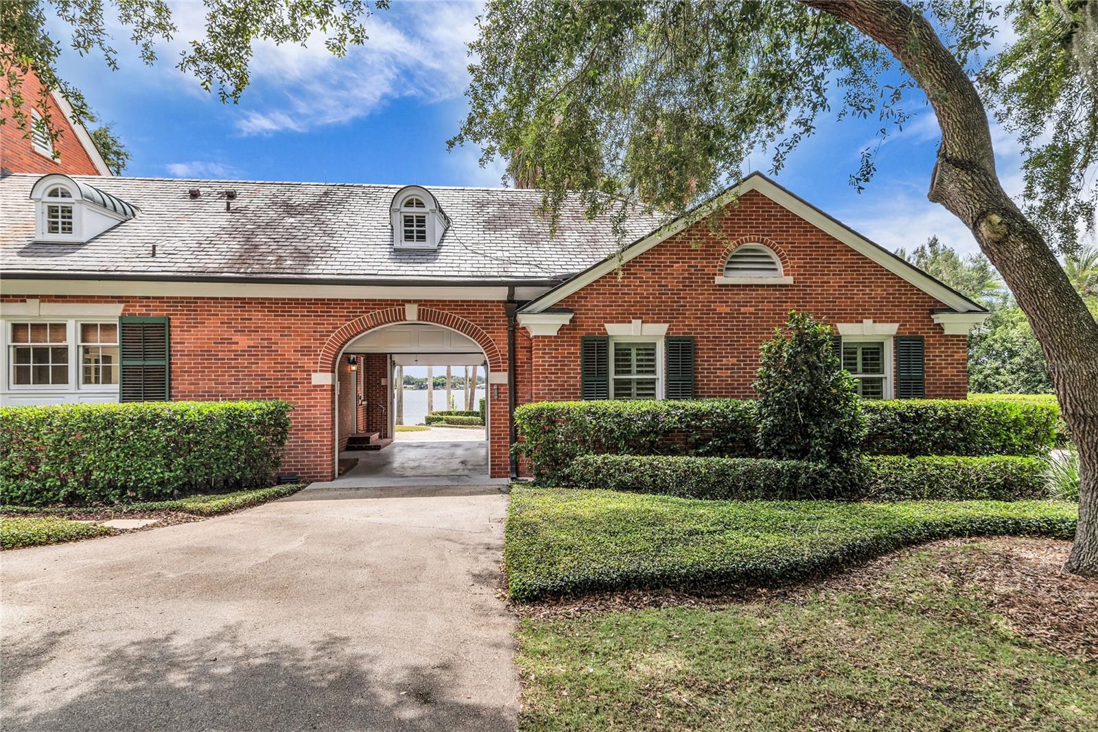 1530 WATERWITCH DRIVE, Orlando, FL 32806 1530 WATERWITCH DRIVE, Orlando, FL 32806