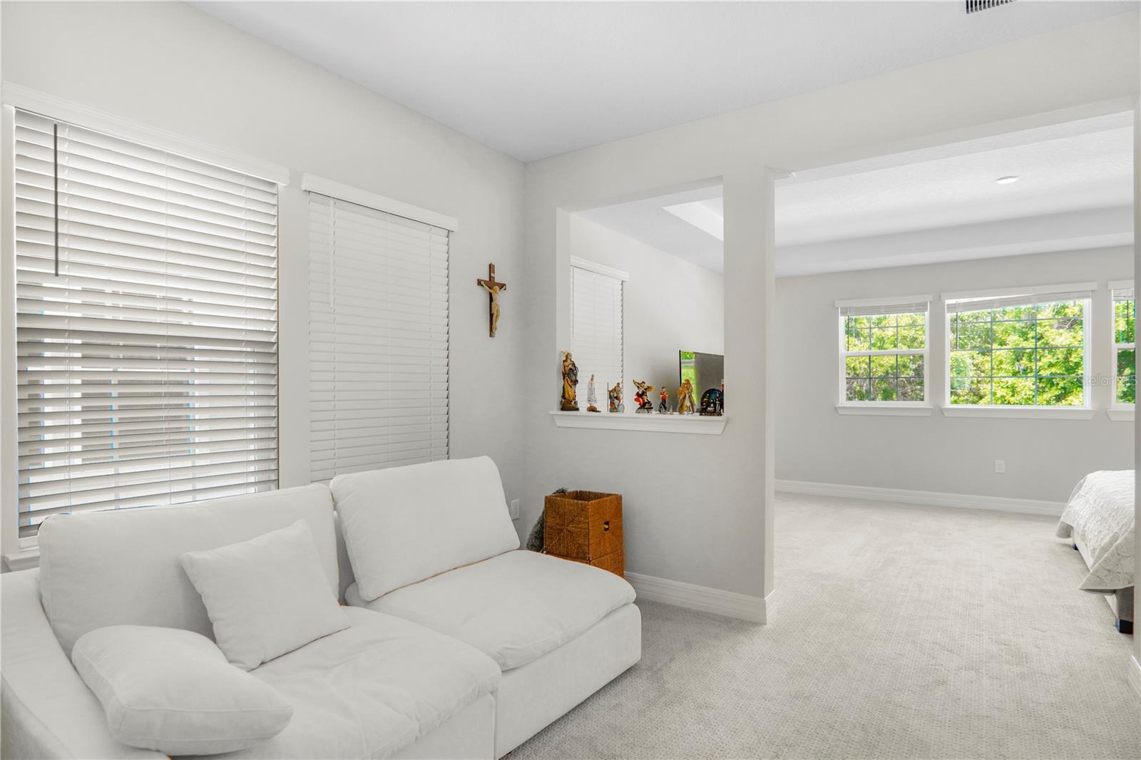 325 CRYSTAL WOOD DRIVE, Winter Garden, FL 34787