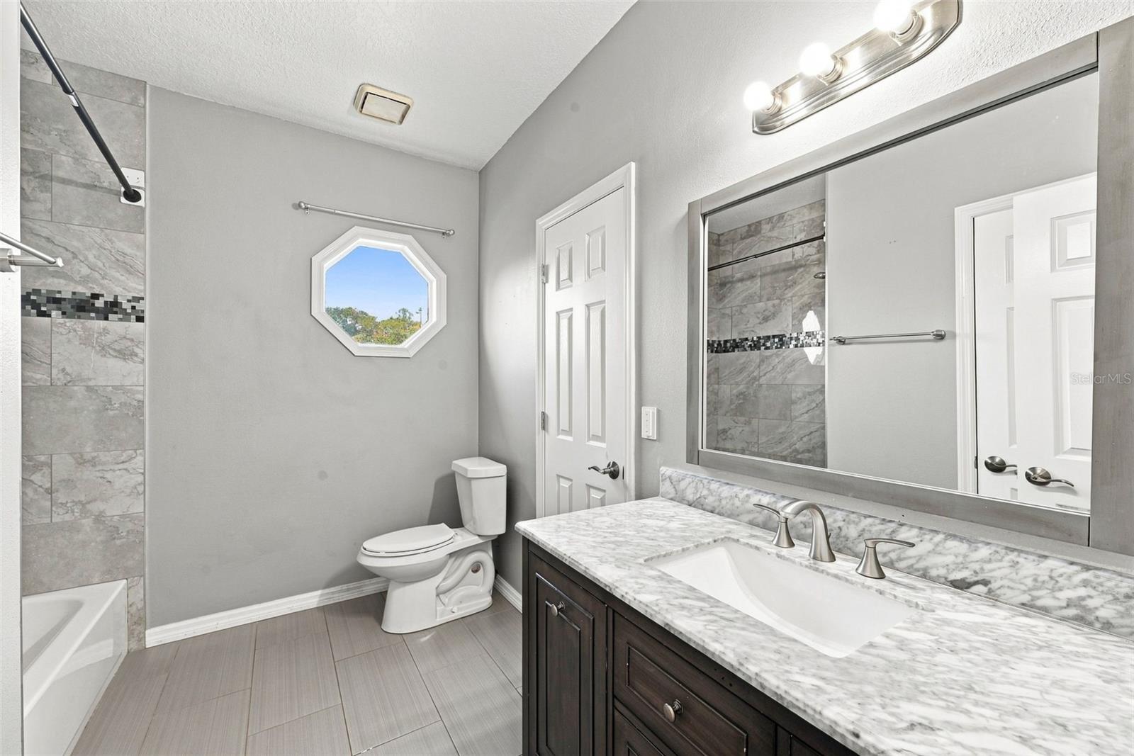 bedroom 5 with en suite