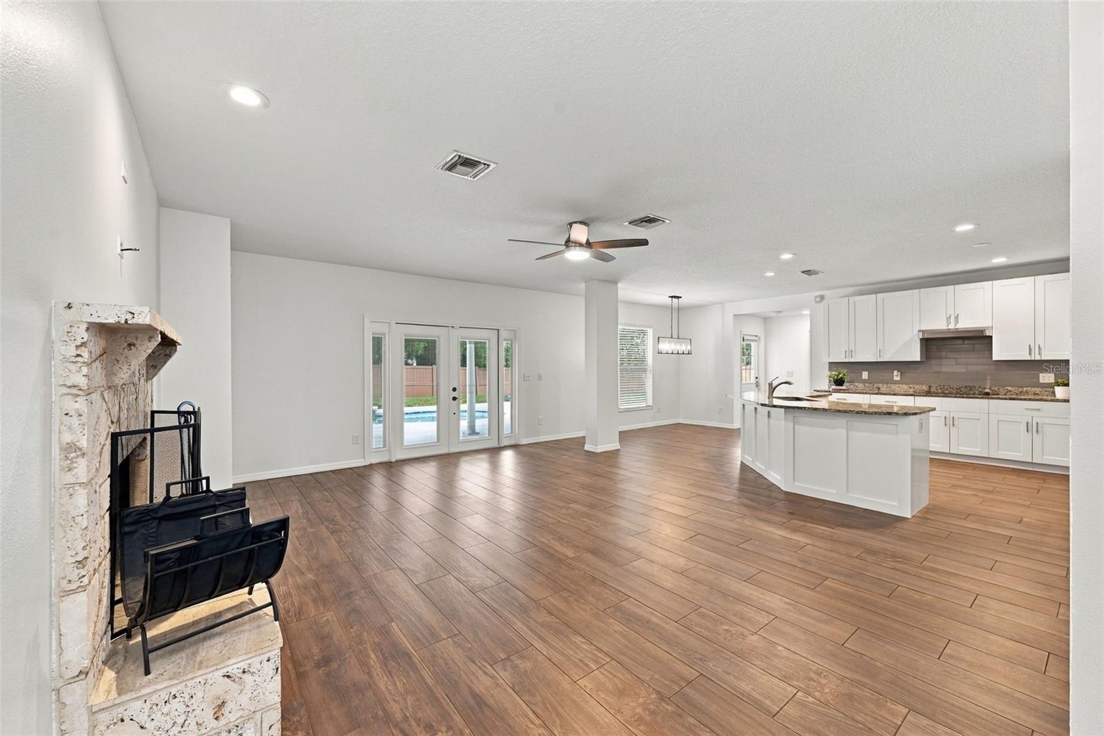 1349 VALLEY PINE CIRCLE, Apopka, FL 32712