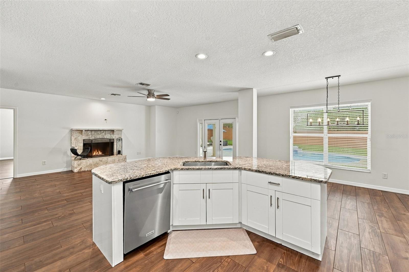 1349 VALLEY PINE CIRCLE, Apopka, FL 32712