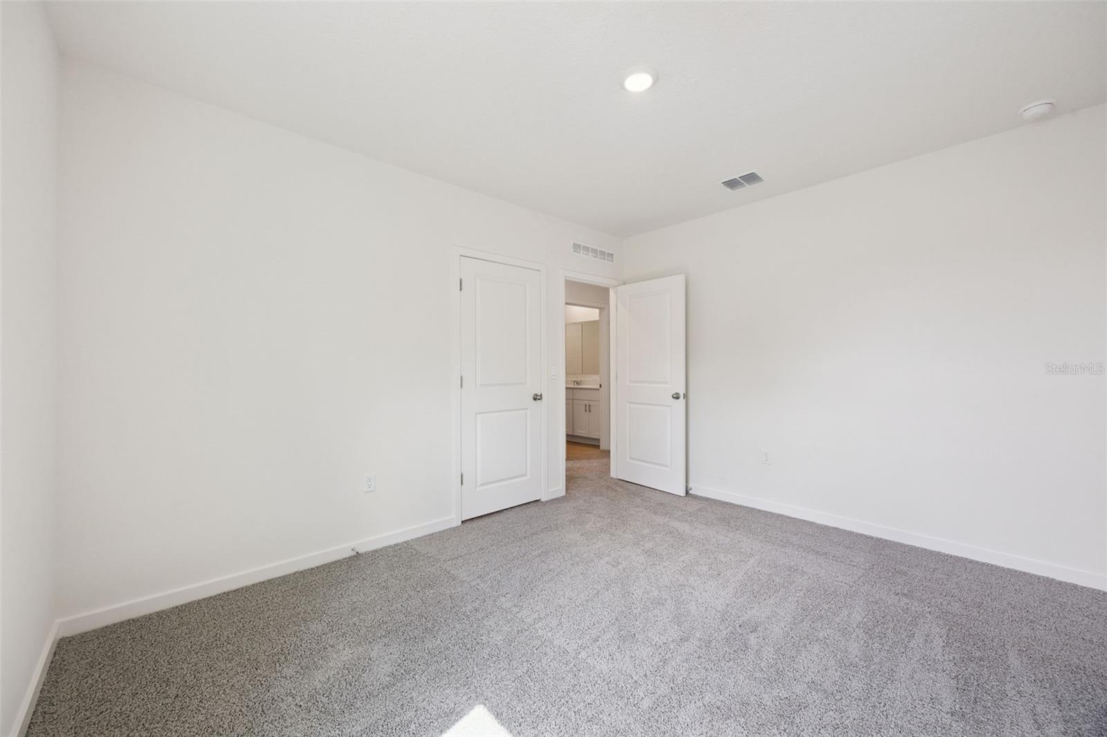 4040 BRADBURY WAY, Sanford, FL 32773